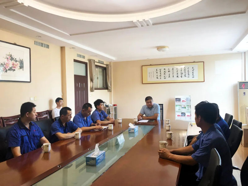 鐵血軍魂，榮耀致敬—信川機(jī)械召開慶祝建軍93年暨退伍軍人表彰座談會