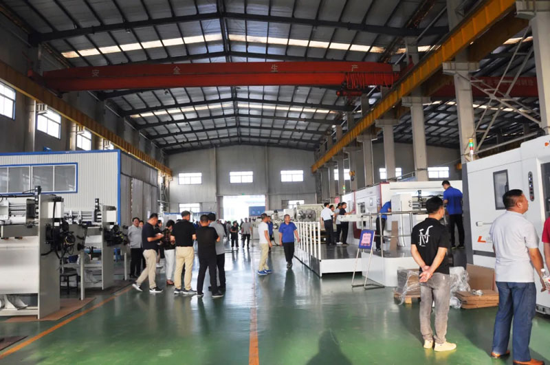 感恩有您，一路同行--熱烈歡迎保定包裝協(xié)會蒞臨信川參觀指導！