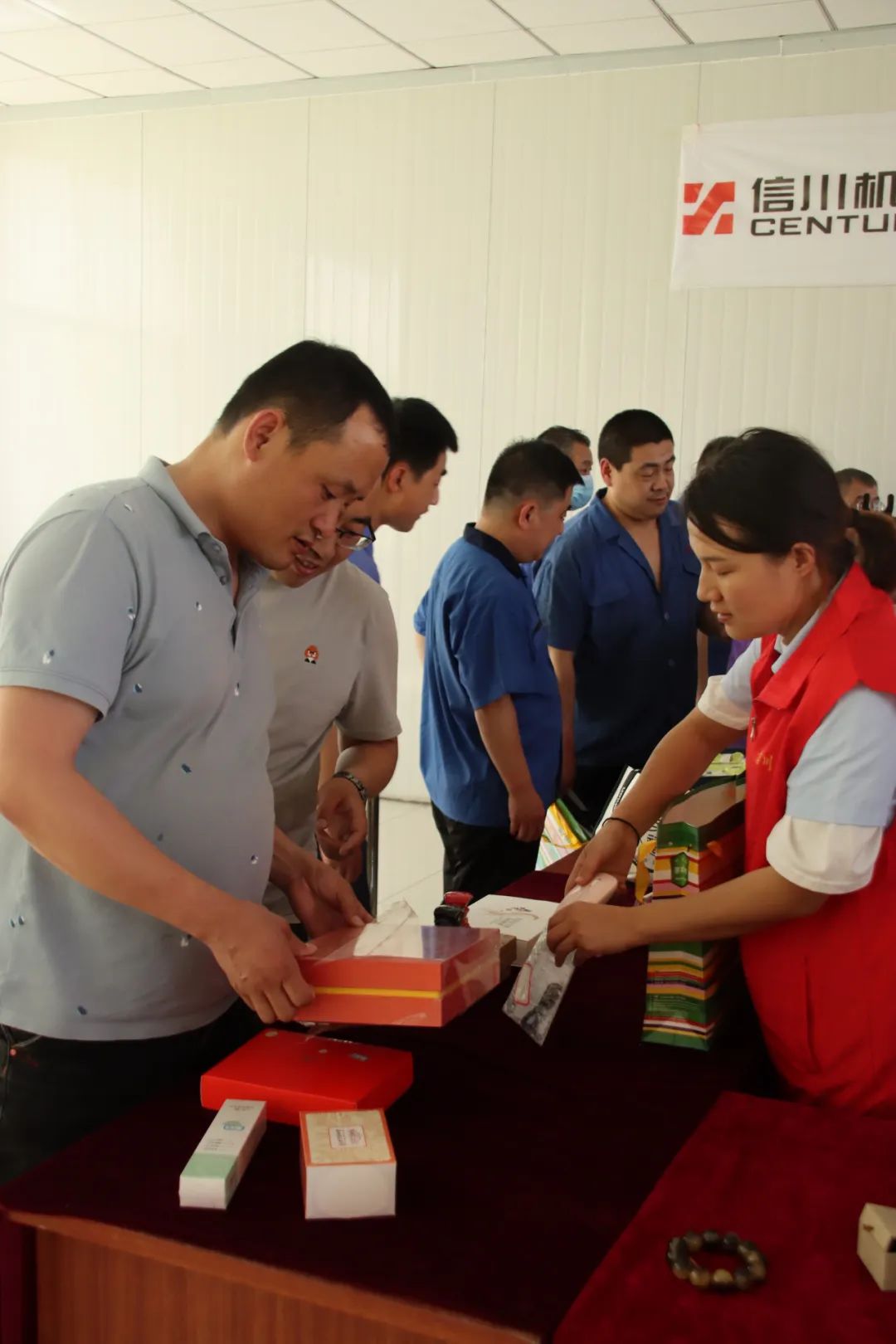 風(fēng)雨十五載 聚力筑未來 | 信川機(jī)械舉辦慶十五周年“斷舍離”義賣會！